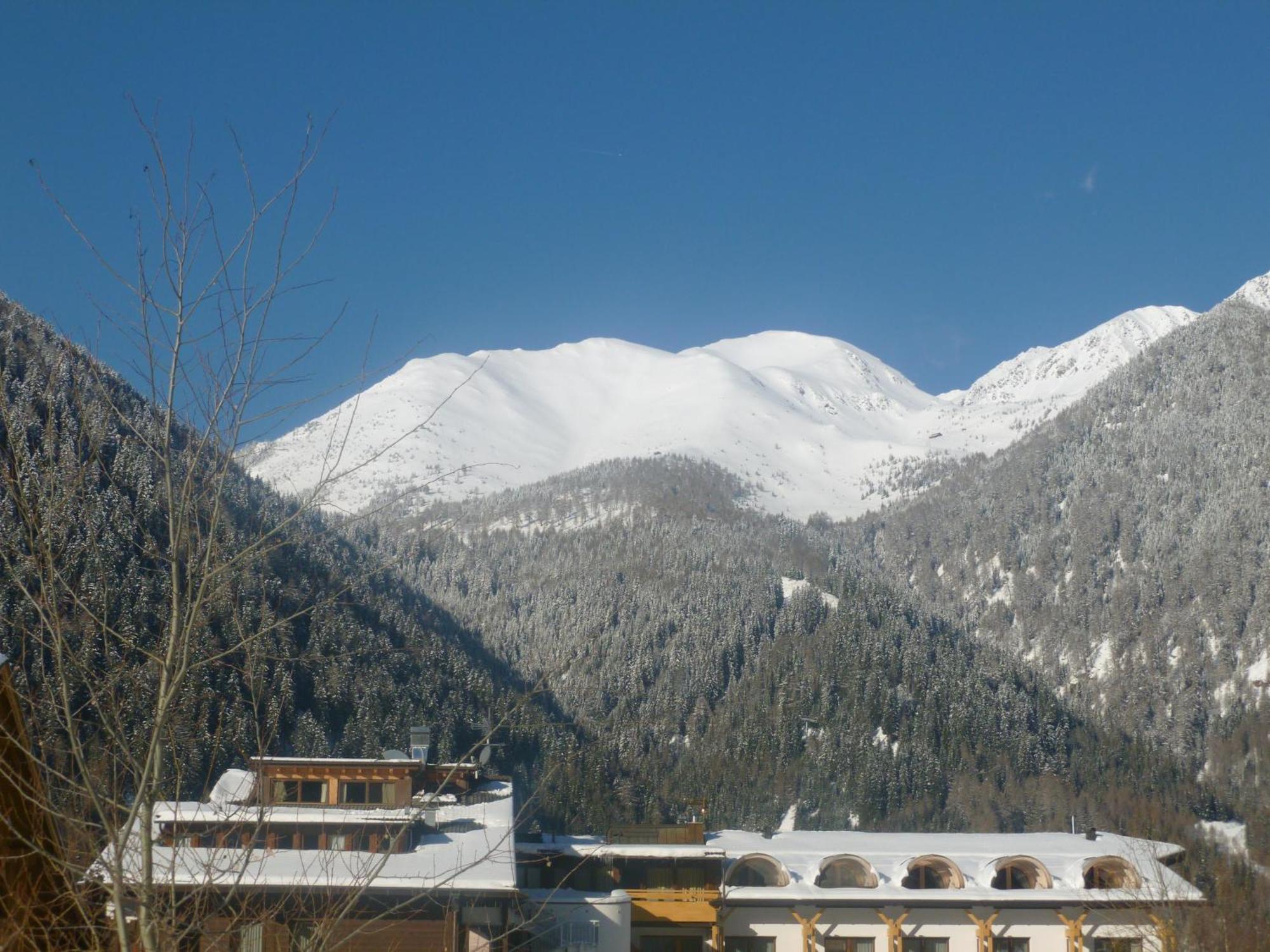 Residence Tauber Valles Dış mekan fotoğraf